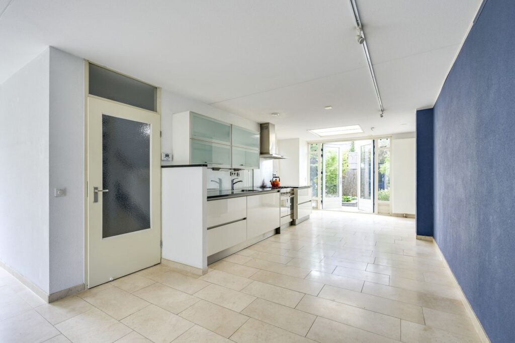 Aartsbisschop Romerostraat 592