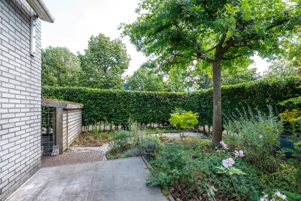 Aartsbisschop Romerostraat 592