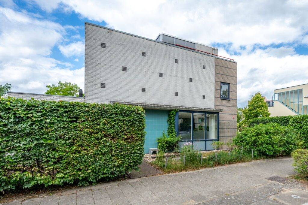 Aartsbisschop Romerostraat 592