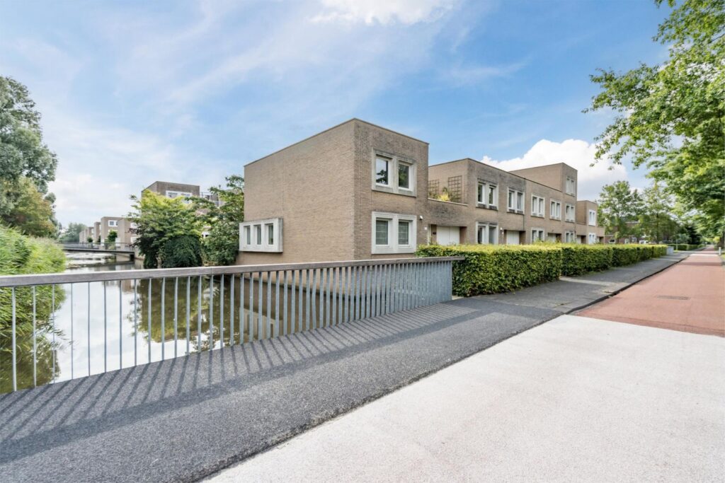 Laan van Avant-Garde 132