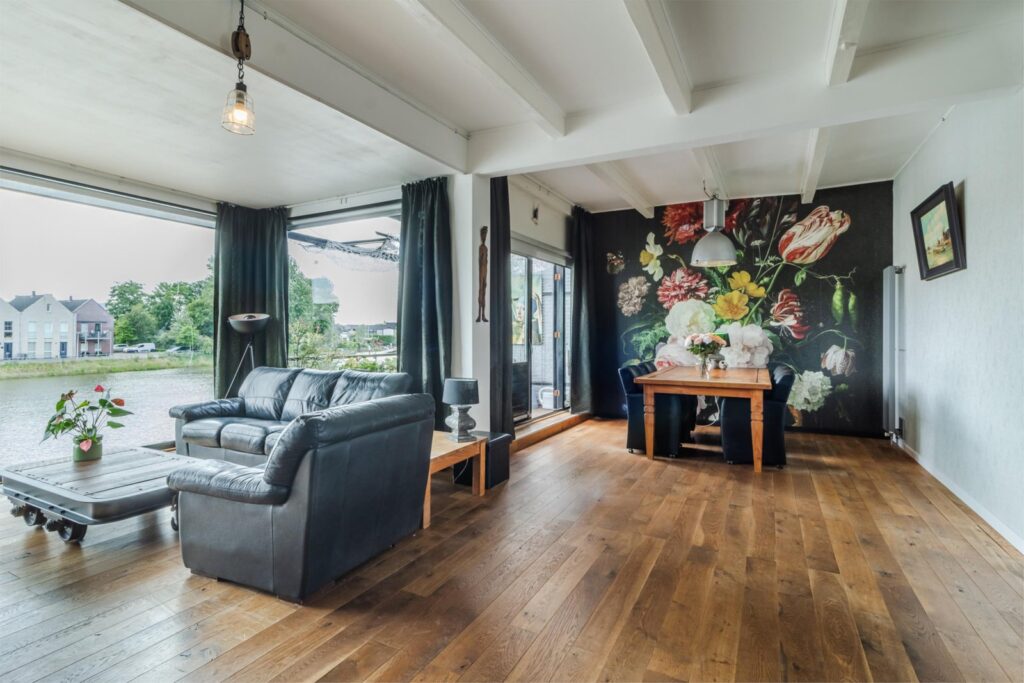 Dorpsstraat 6