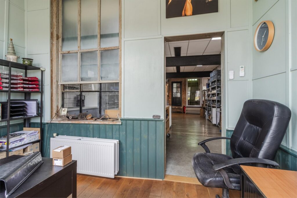 Dorpsstraat 6