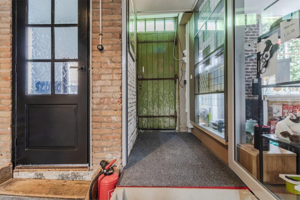Dorpsstraat 6