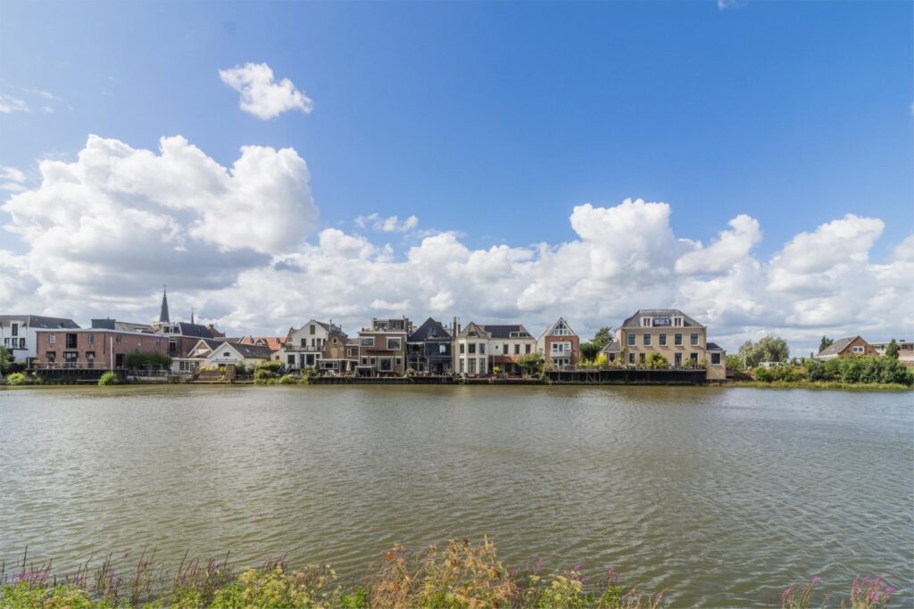 Dorpsstraat 6