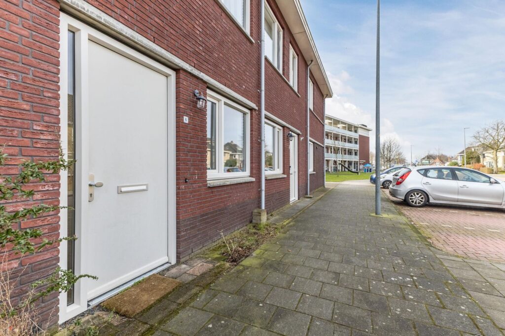 Burgemeester van Roosmalenstraat 6