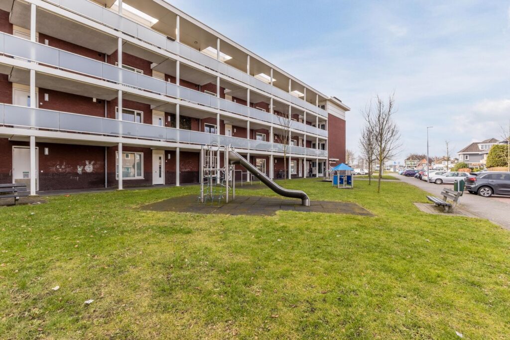 Burgemeester van Roosmalenstraat 6