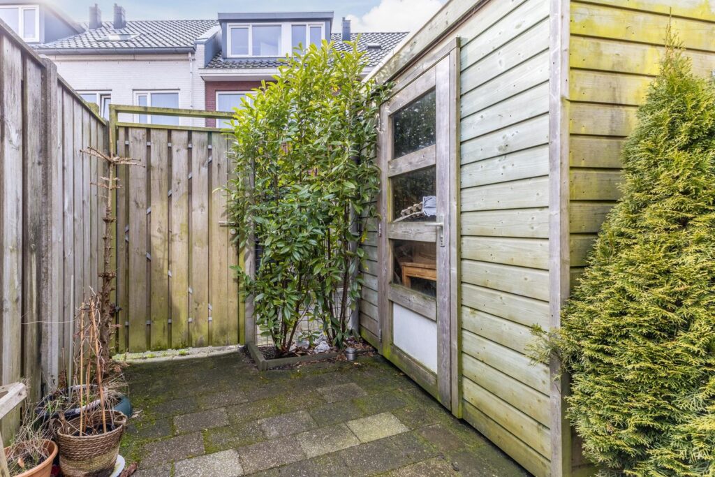 Burgemeester van Roosmalenstraat 6