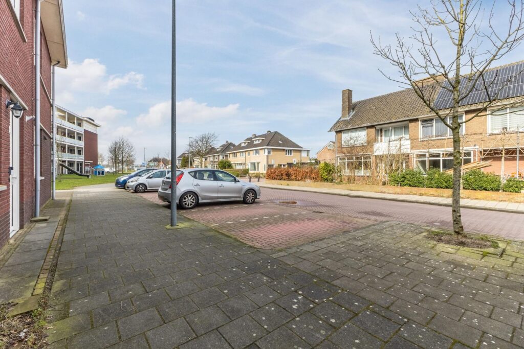 Burgemeester van Roosmalenstraat 6