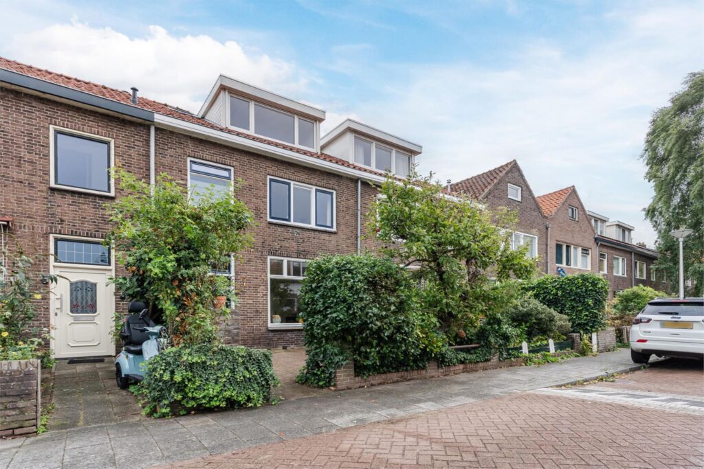 Meidoornstraat 19
