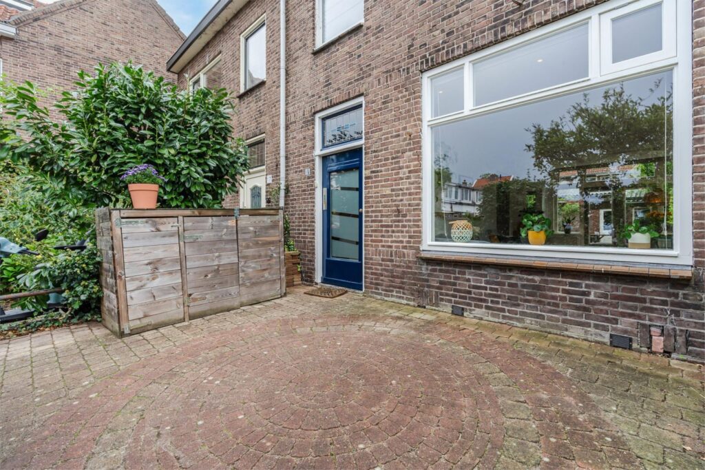 Meidoornstraat 19