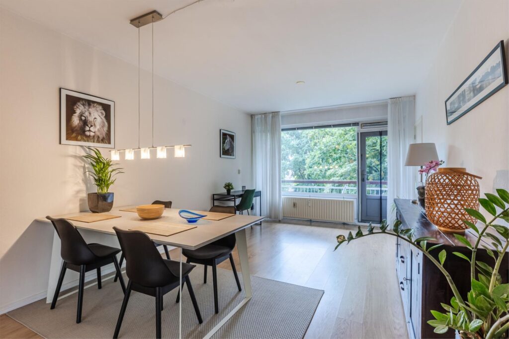 Van Nijenrodeweg 591