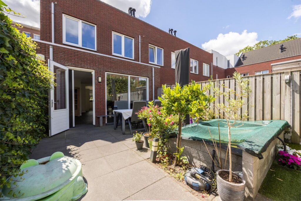 Jurriaen Andriessenstraat 11