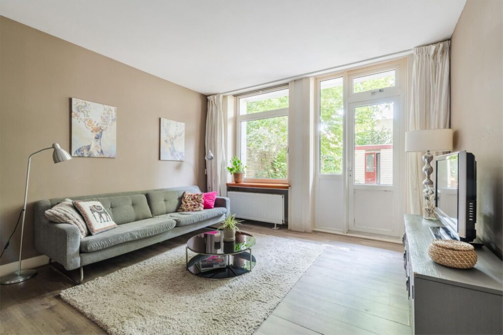 Laing's Nekstraat 38H