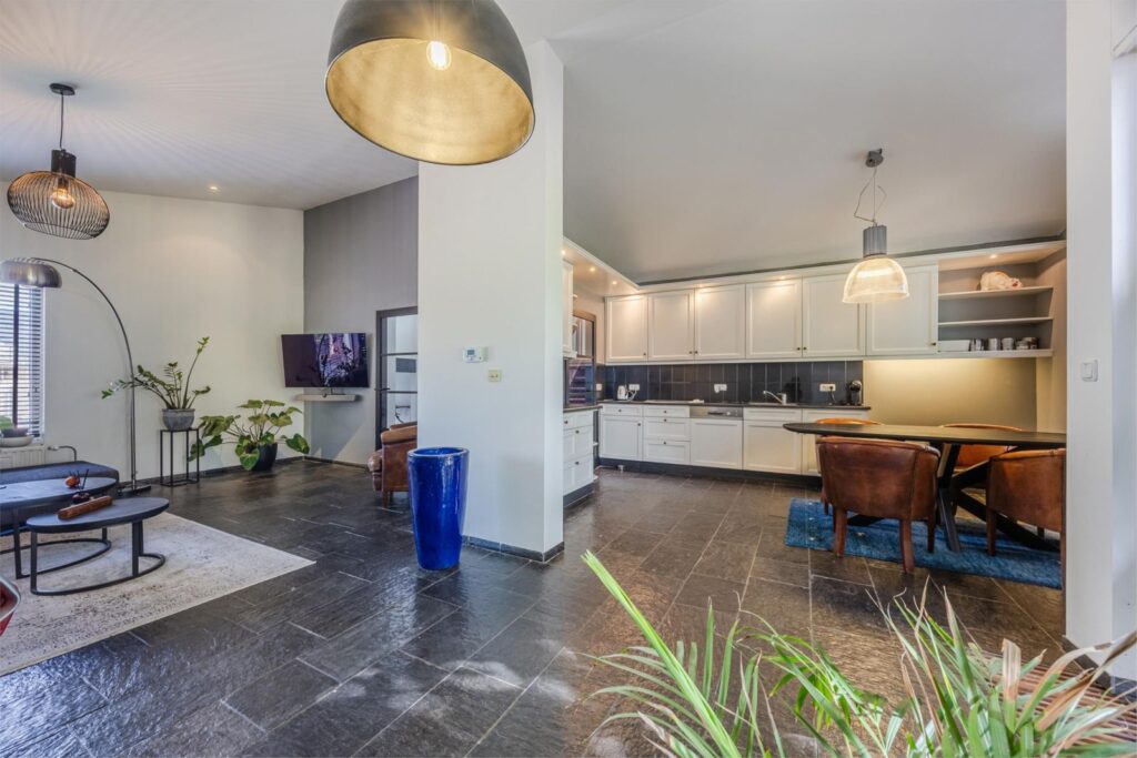 Dokter Verbeecklaan 2