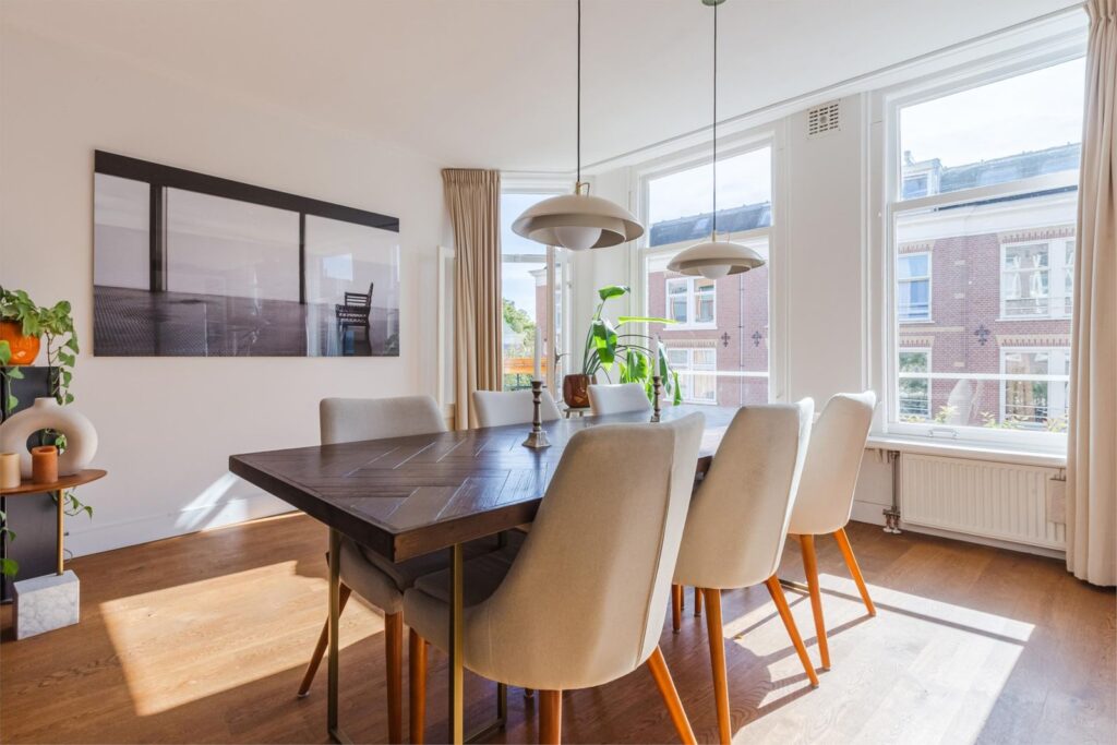 Tolstraat 1252