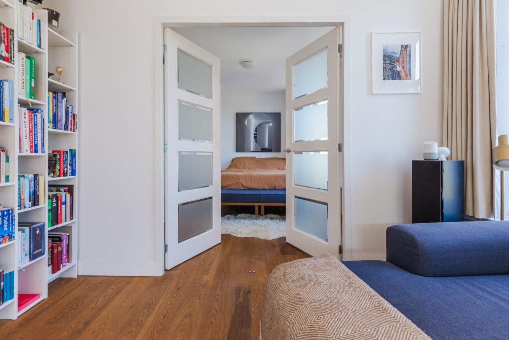Tolstraat 1252