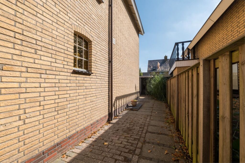 Warmoltsstrjitte 56