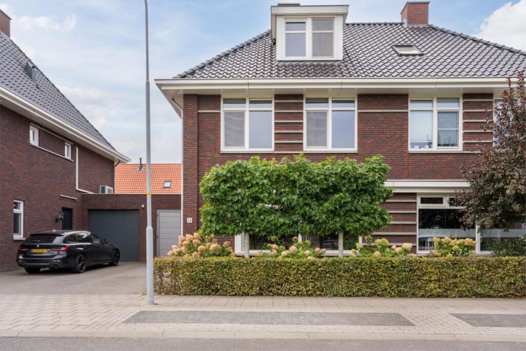 G J Brenkmanlaan 12