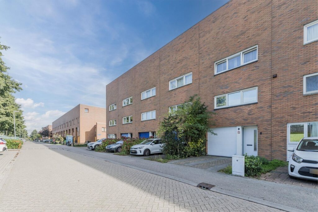 Pontianakstraat 8