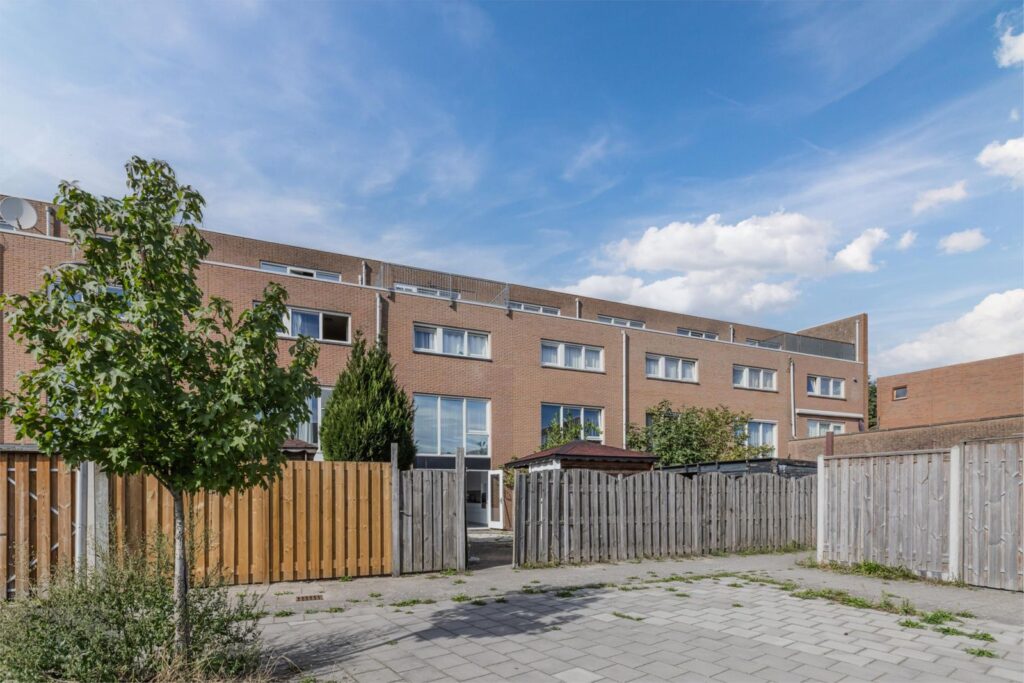 Pontianakstraat 8
