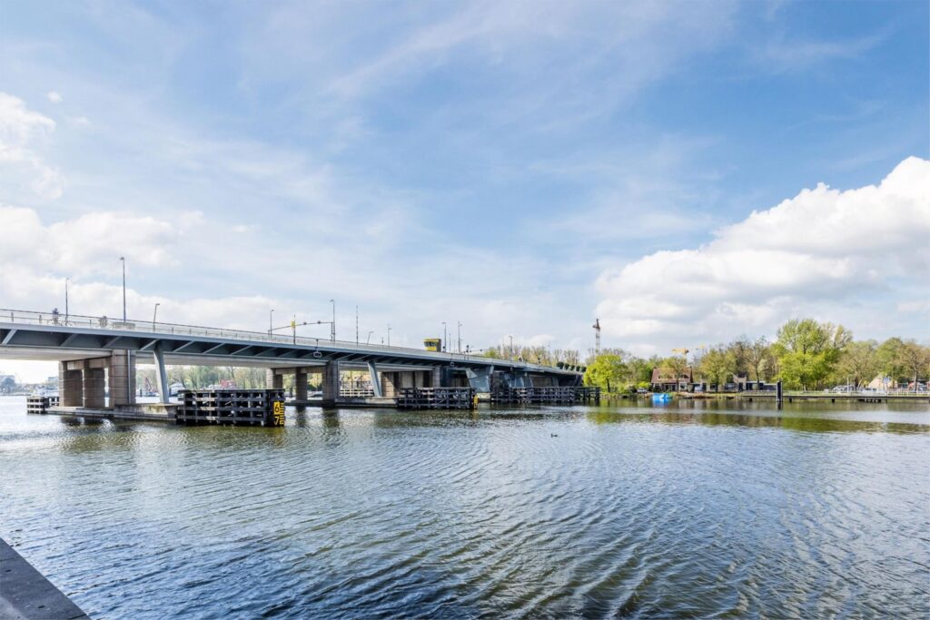 Conradwerf 185