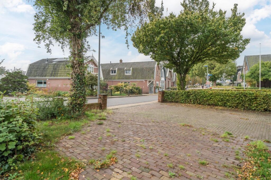 Dorpsstraat 146