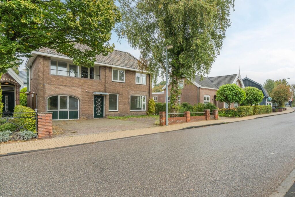 Dorpsstraat 146