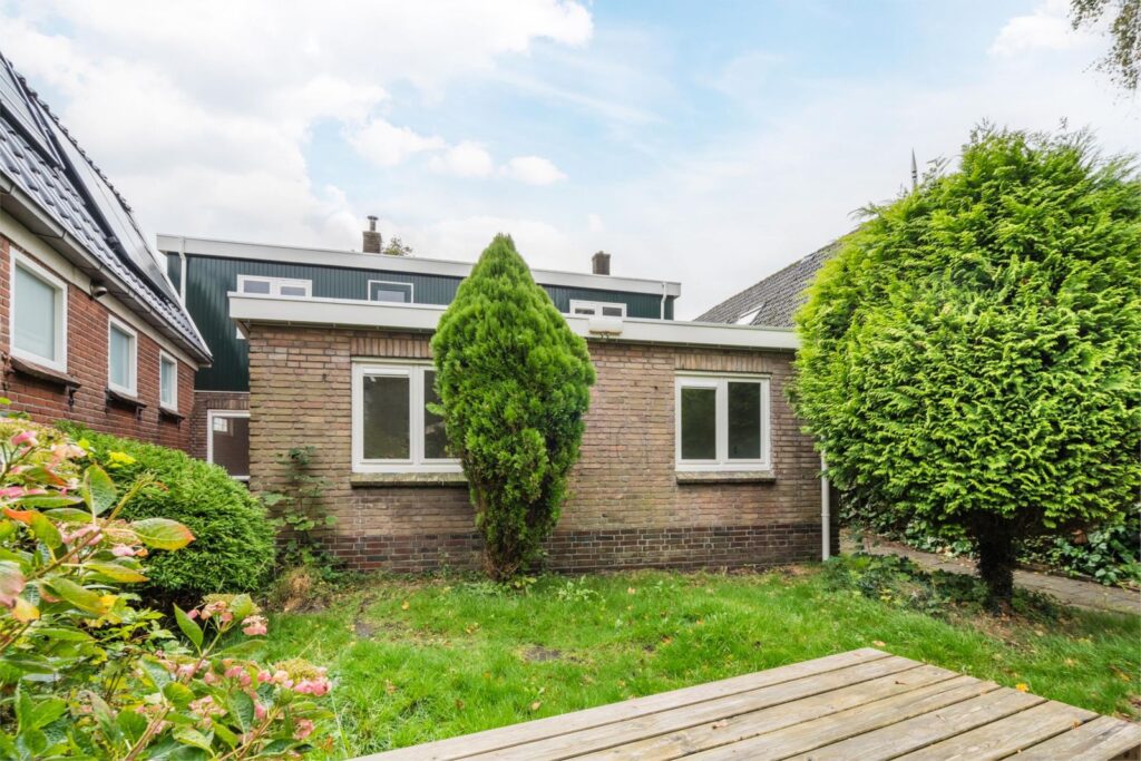 Dorpsstraat 146