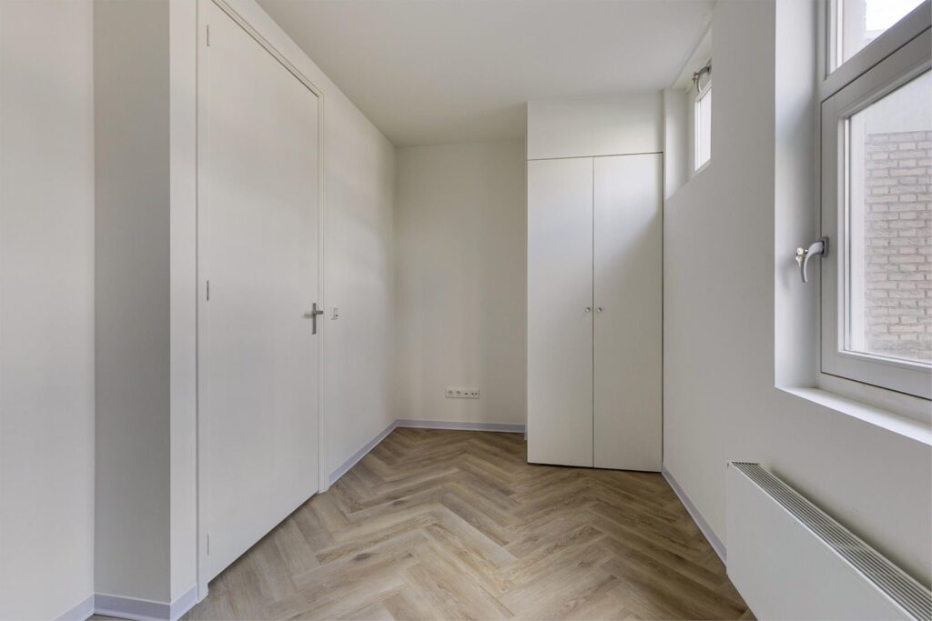 Detmoldstraat 1