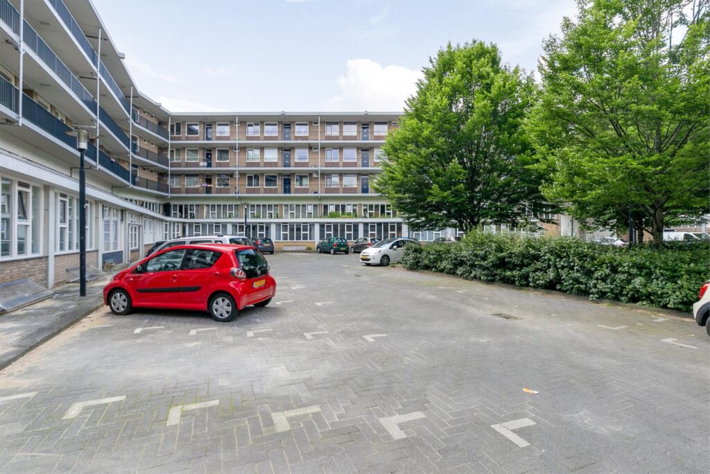 Detmoldstraat 1