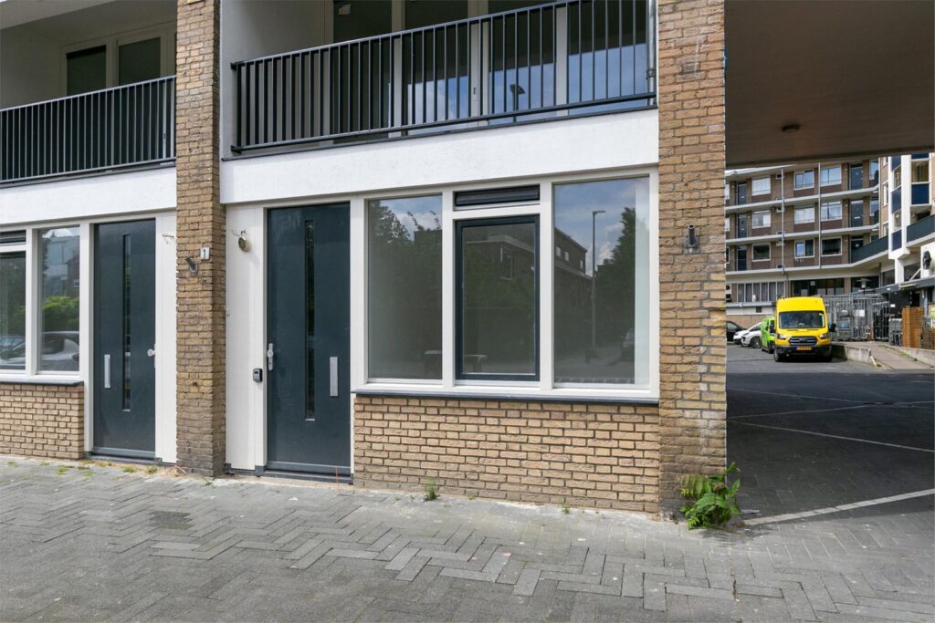 Detmoldstraat 1