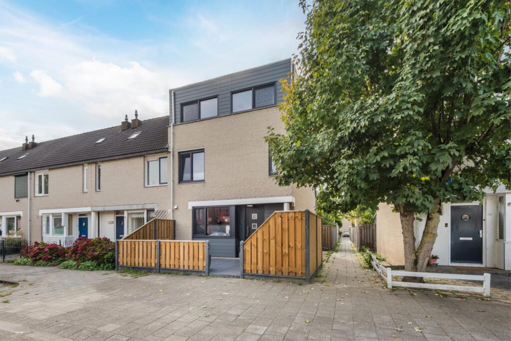 W.M. Dudokstraat 51