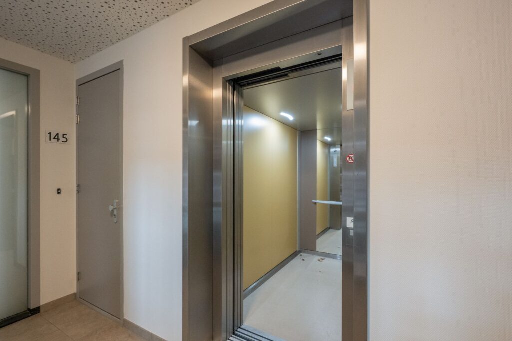 F.C. Dondersstraat 145