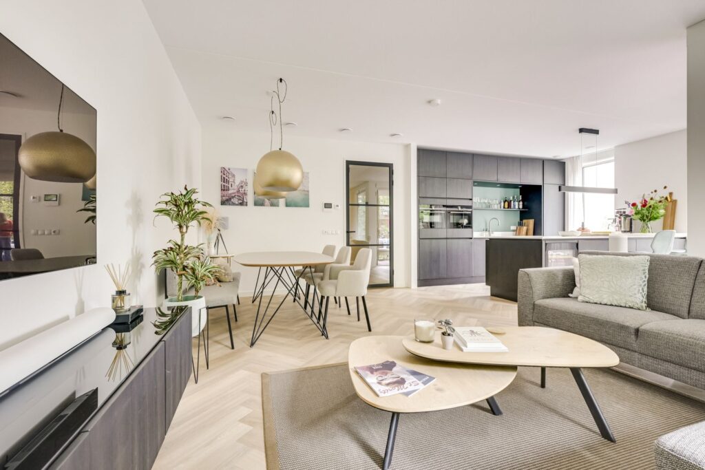 F.C. Dondersstraat 145