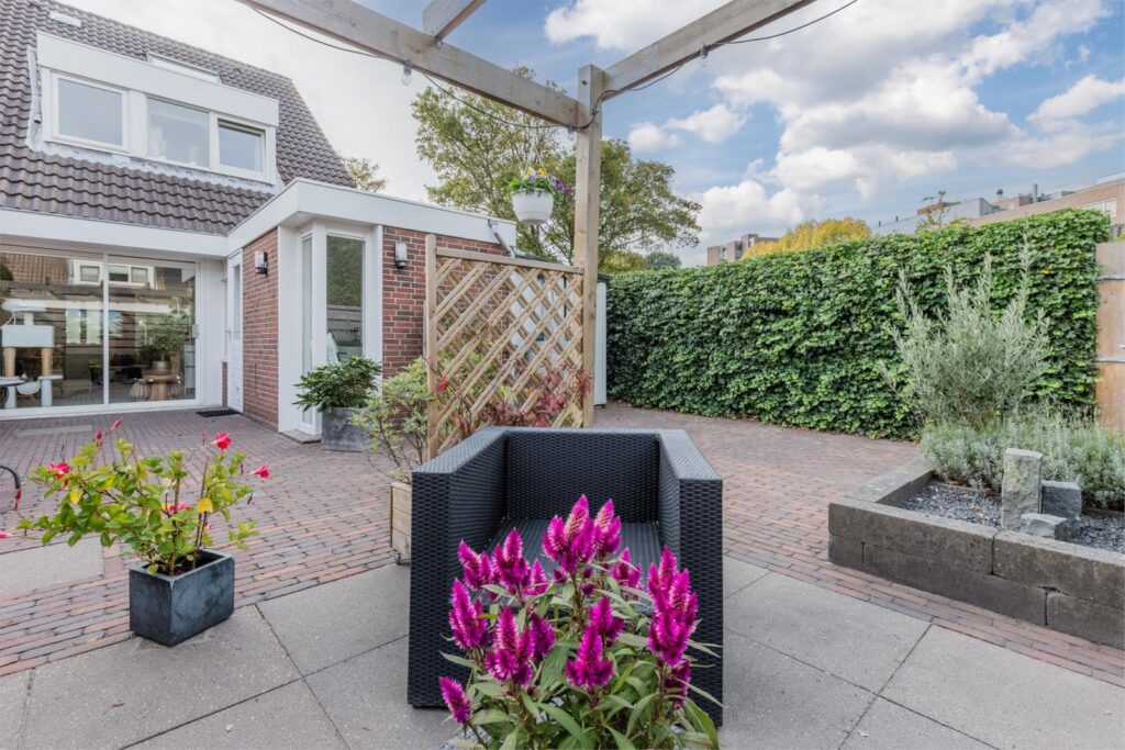 Titus Brandsmastraat 12