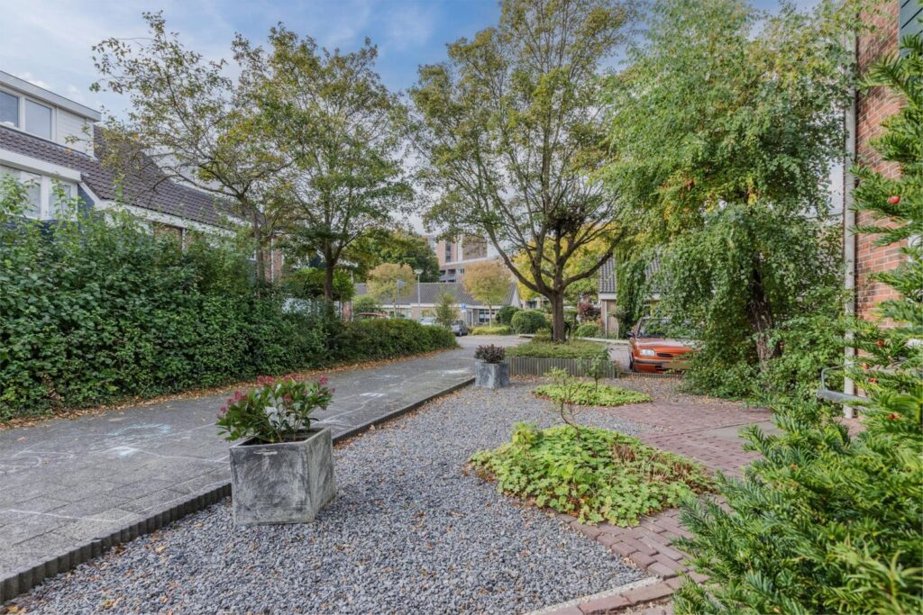 Titus Brandsmastraat 12