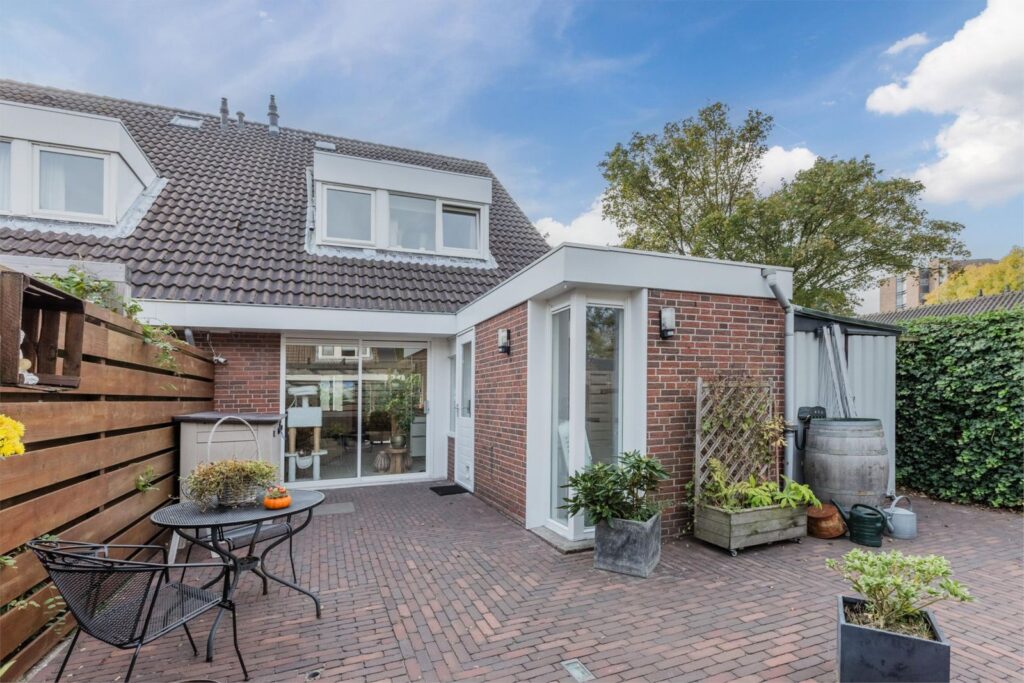 Titus Brandsmastraat 12