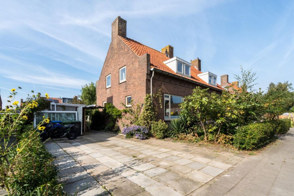 Noordeinde 20