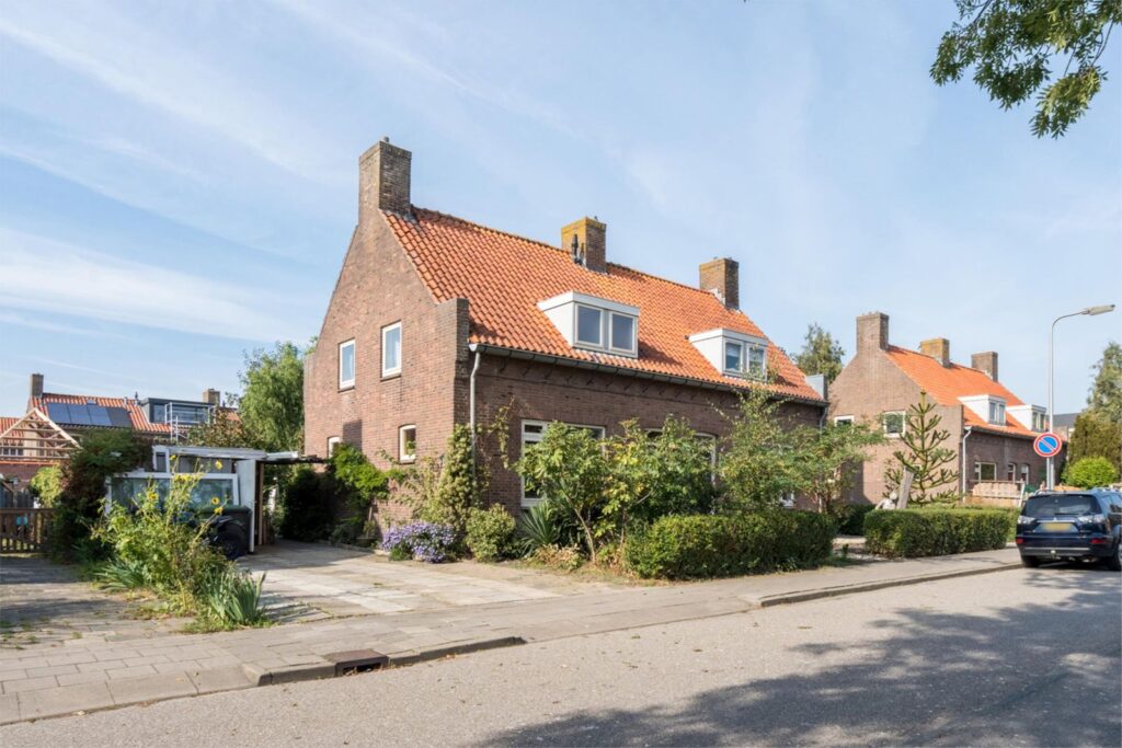 Noordeinde 20