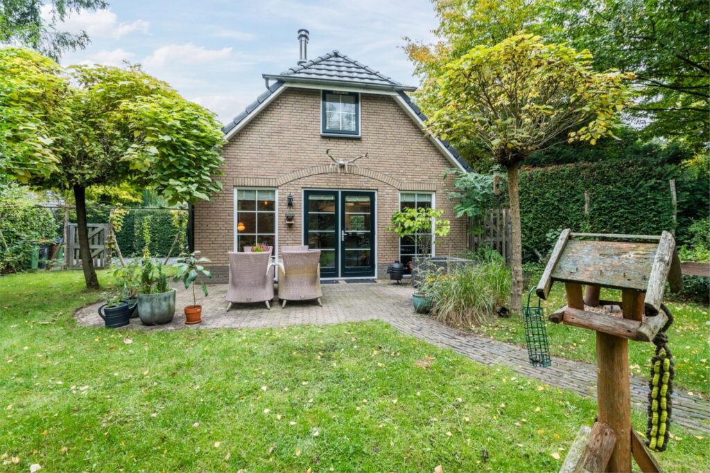 Hessenweg 83127