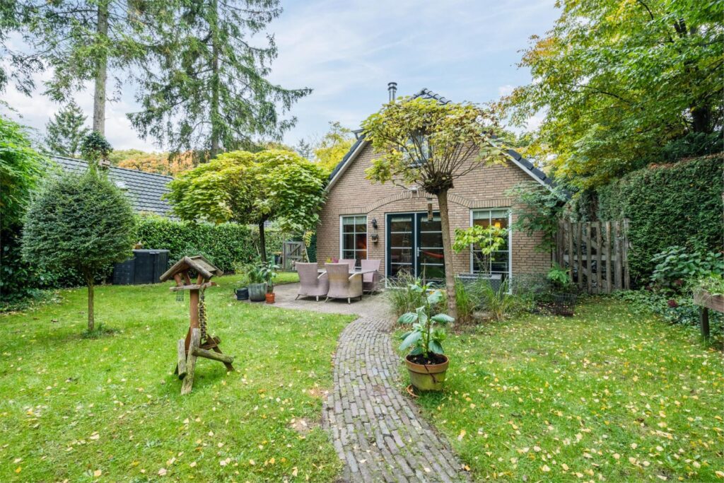 Hessenweg 83127
