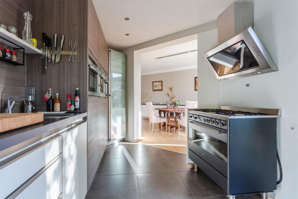 Albertine Agneslaan 8