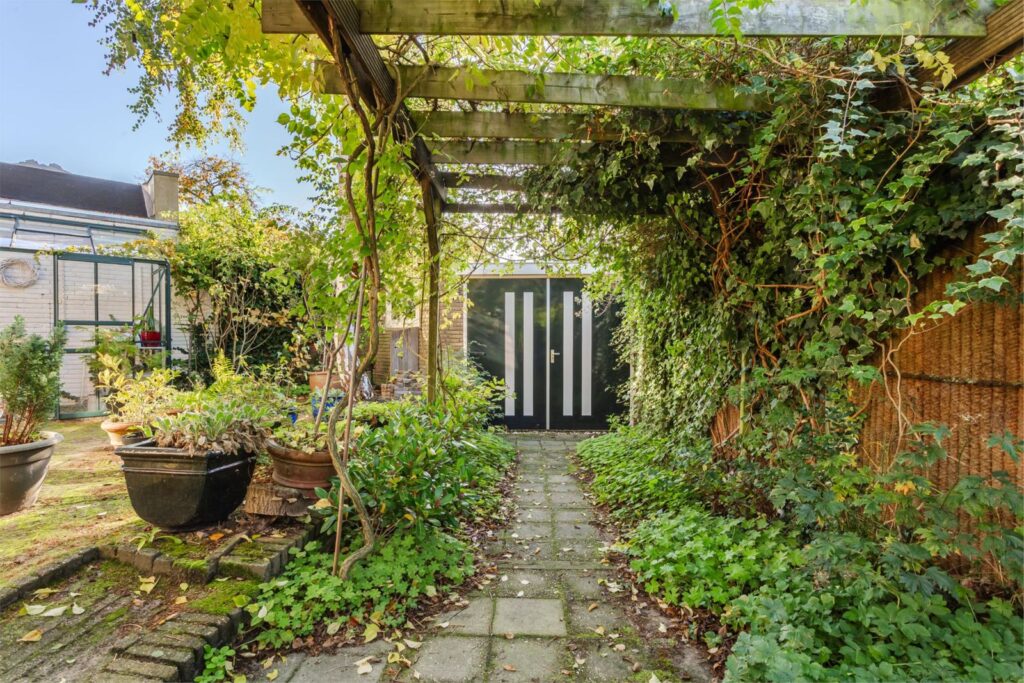 Albertine Agneslaan 8