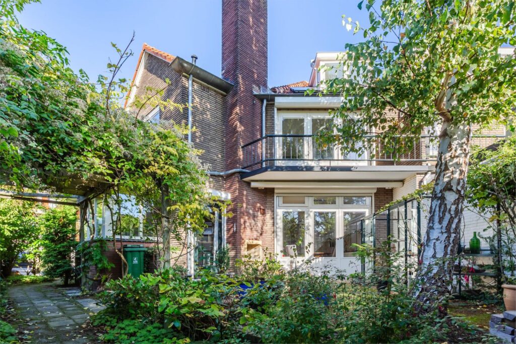 Albertine Agneslaan 8