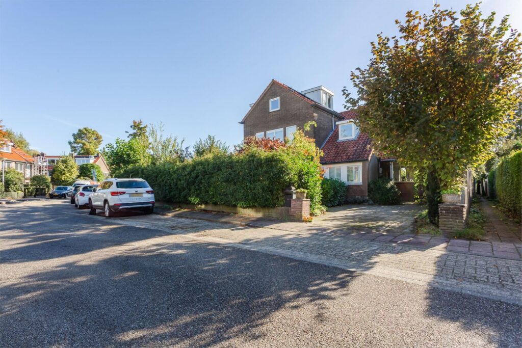 Albertine Agneslaan 8