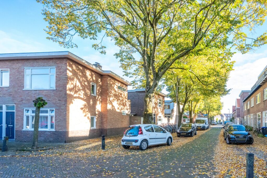 Jodocus van Lodensteinstraat 13