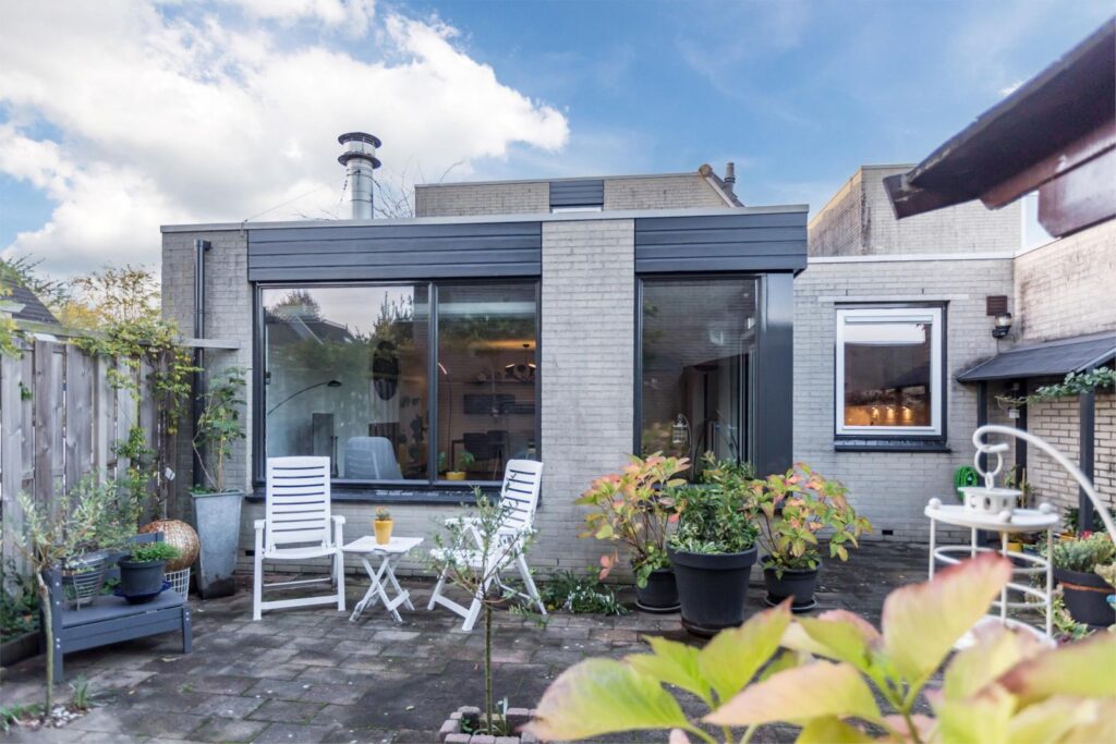 Lelietje-van-Dalenstraat 2