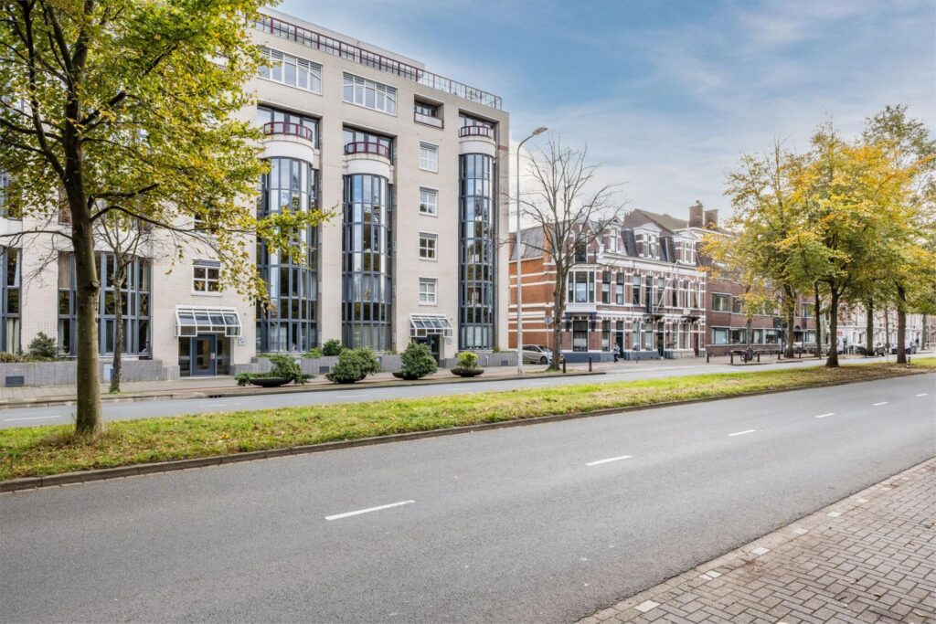 Bezuidenhoutseweg 351A