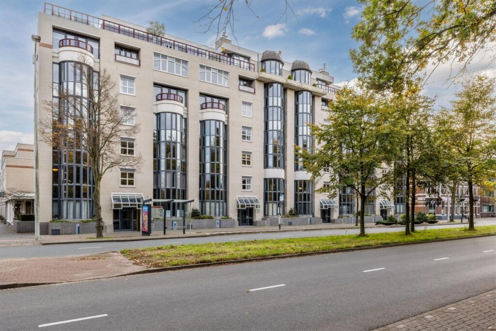 Bezuidenhoutseweg 351A