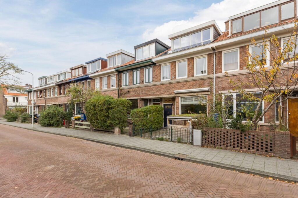 Loenensestraat 75